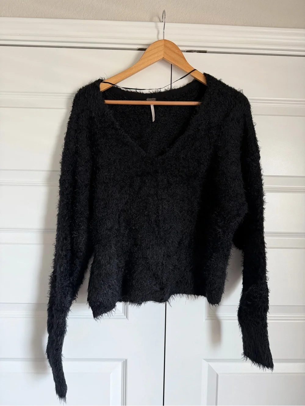 Free People Flurry Women's Black Fuzzy Pop Star Cropped Sweater